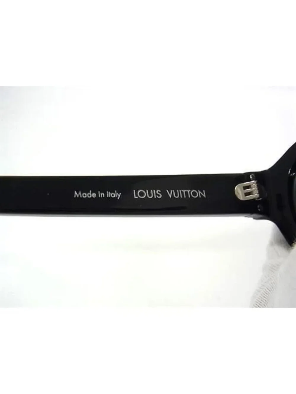 Louis Vuitton Sunglasses LV Glide Round Black Acetate Metal Eyewear